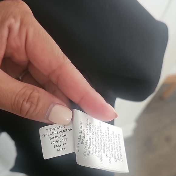 Banana Republic Black and White Tank Top - Picture 3 of 8